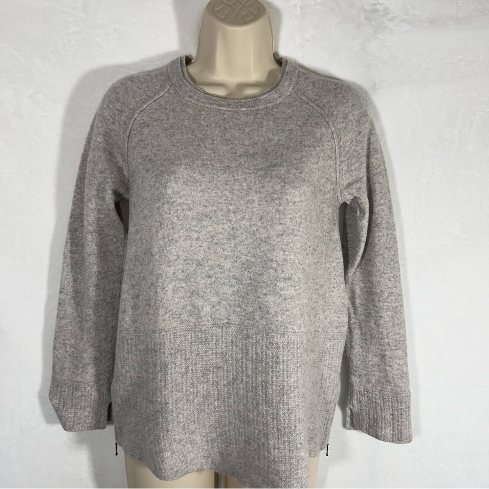 St Tropez West 2-Ply Cashmere Women’s Sweater sz S Luxury Classic Minimalist